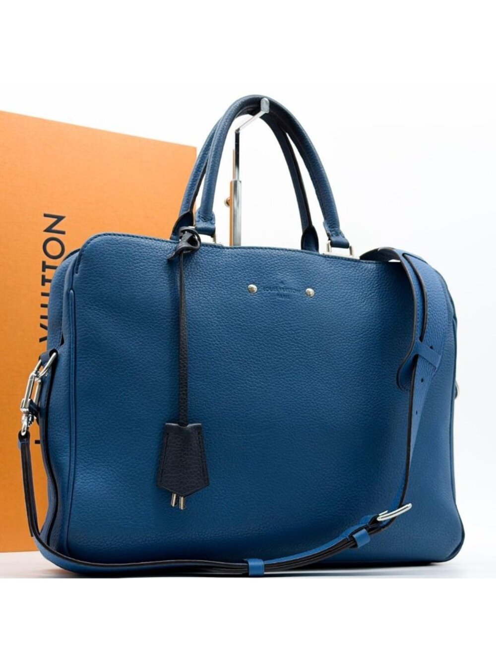 Louis Vuitton Alma MM Taurillon Briefcase 2-Way